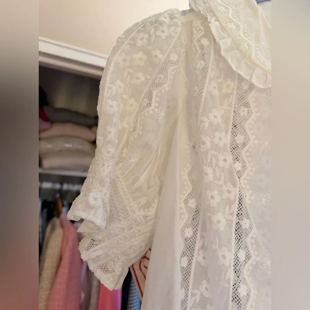 Hill House the Adelaide Top in White Broderie - Picture 7 of 10
